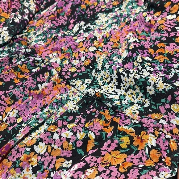 🥰🥰Vince Camuto V-Neck Floral Dress🥰🥰 - Picture 8 of 10